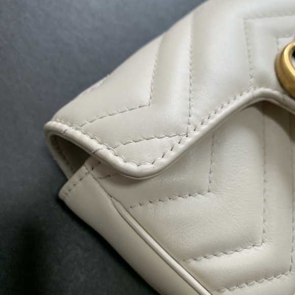 Authentic Gucci super mini Marmont white - Picture 5 of 8